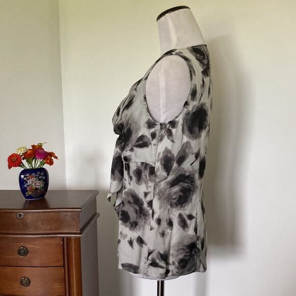 Anne Klein Grey Floral Chiffon Shell, Size S - Picture 4 of 9
